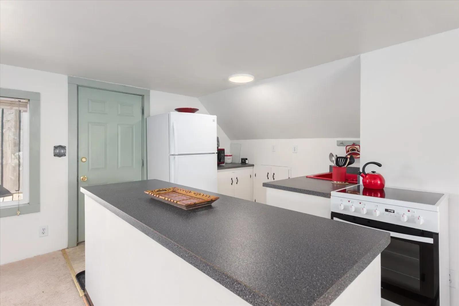 44-716-W-Blarney-Stone-Rd-44