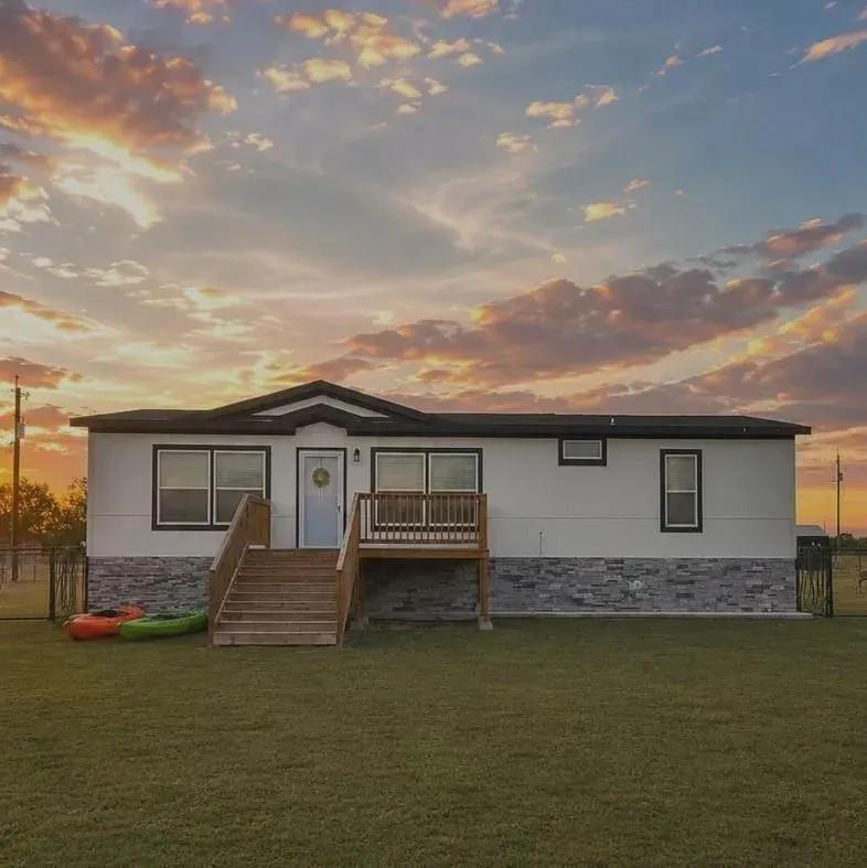 72 Rosebud Lane, Gonzales, Texas, 78629