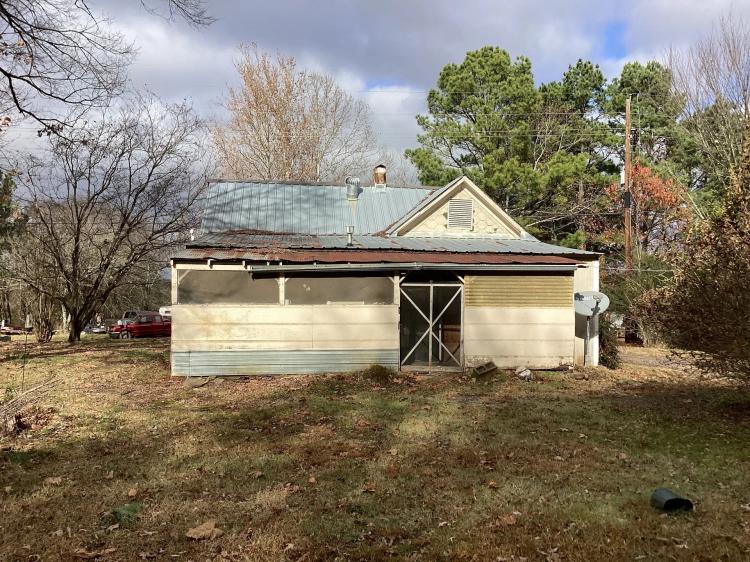 Home on 1 Acre in Polk County, AR 