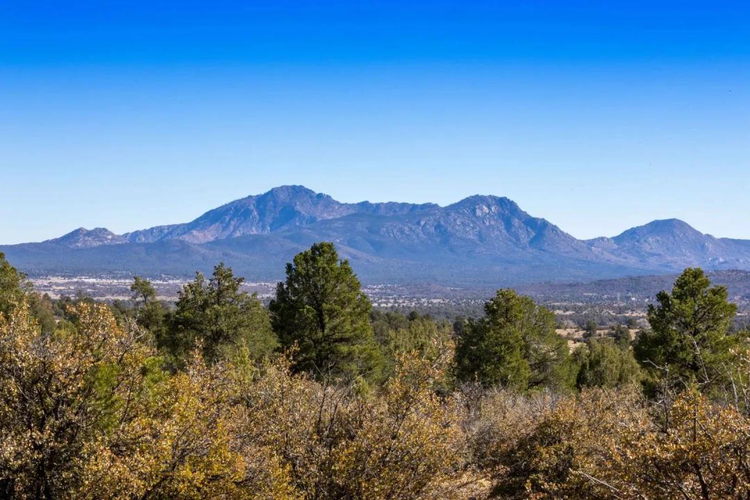 627 acres in Yavapai County AZ