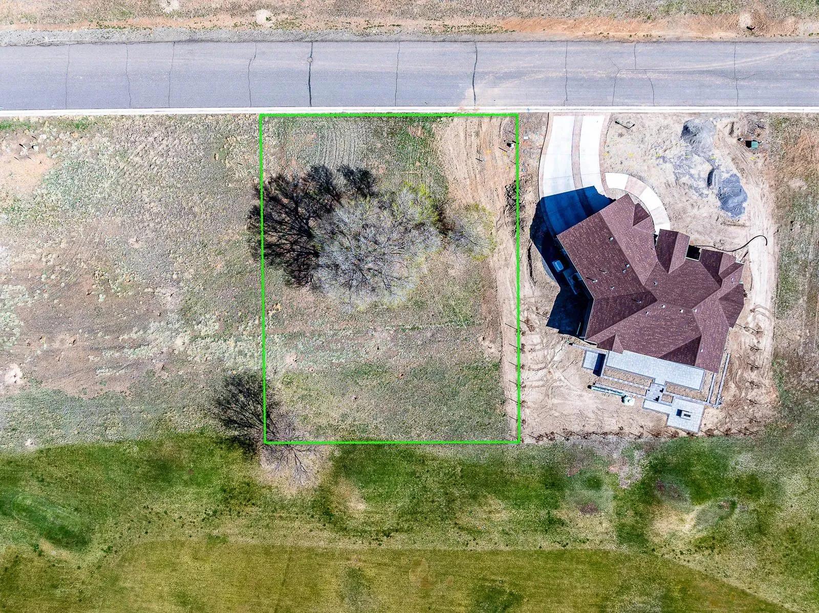 20865945-8