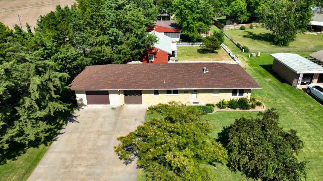 625 North Bismark Ave