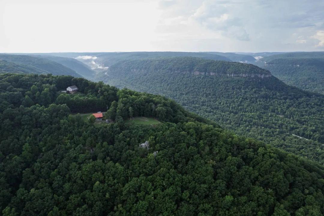 Panoramic Views Above the Sequatchie Valley