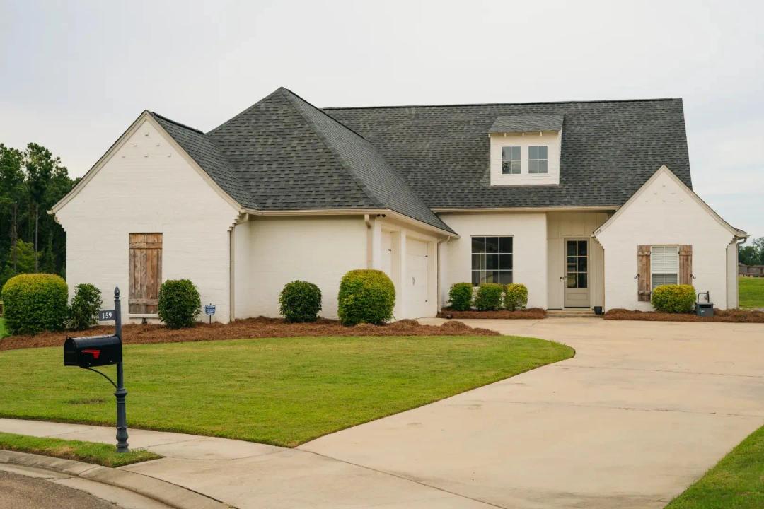 Home on .43 Acre Lot in Madison County, MS