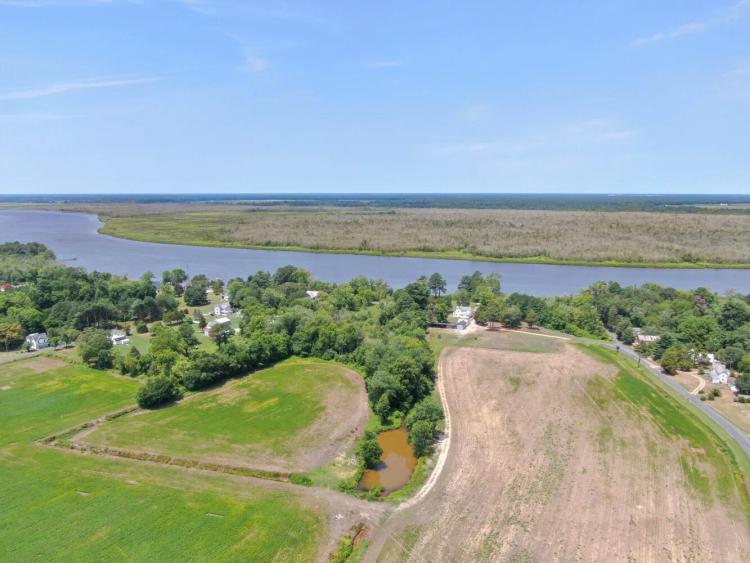 3 Bedrooms2 Bathroom on 65.58 Acres at 11515 Riverton Rd