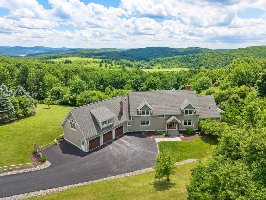 4 Bedrooms4 Bathroom on 5.48 Acres at 137 Sunset Ridge Rd