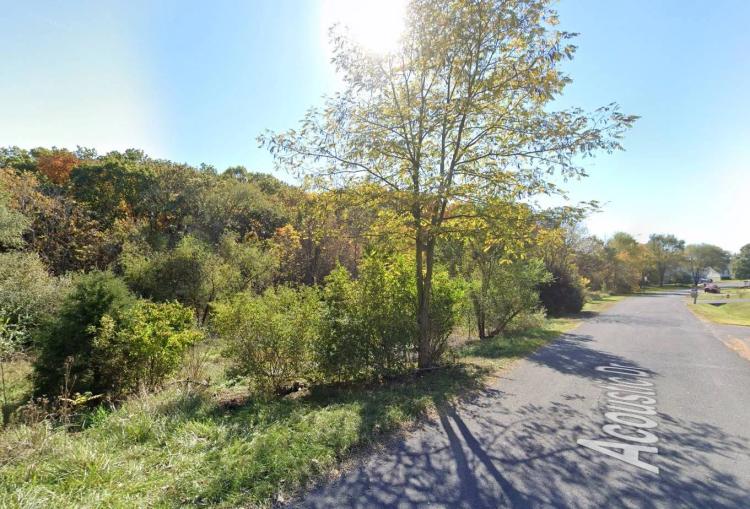 1.22+/- Acres Located in Springfield Village