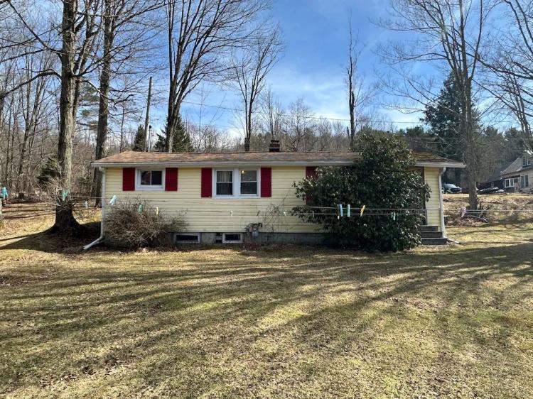 House with Garage in Alma NY 1924 Melvina St