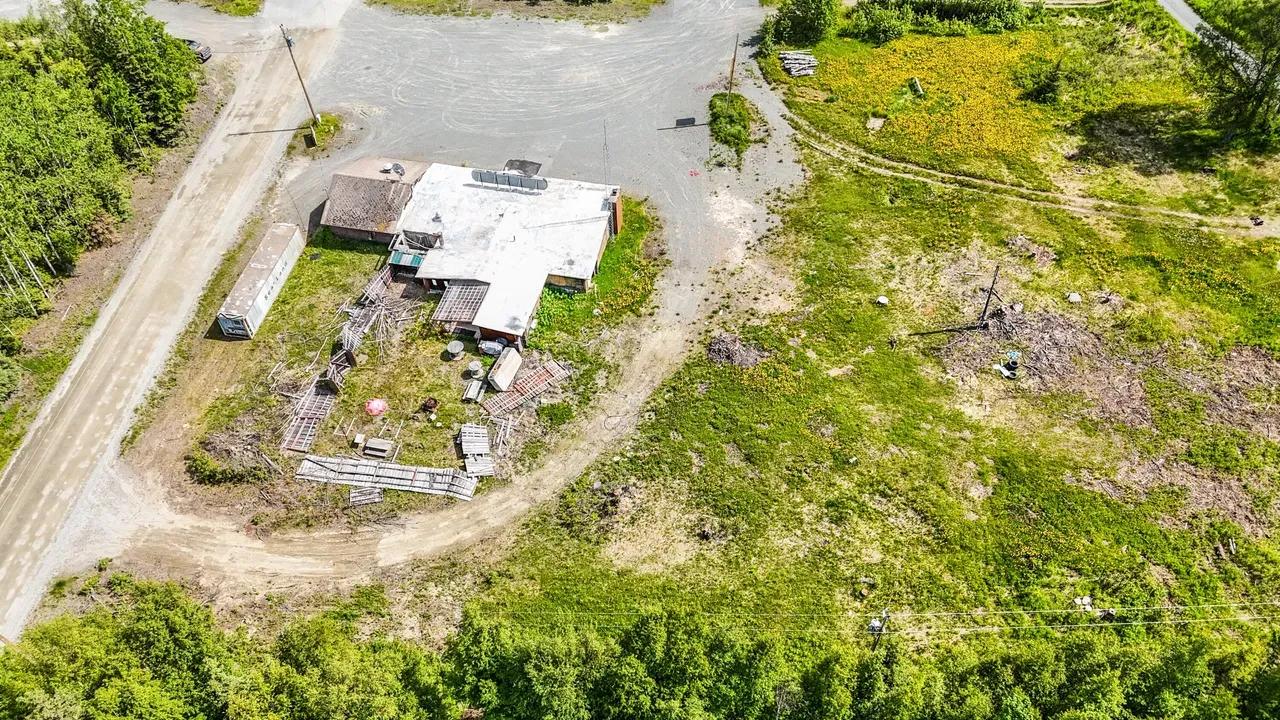 23278542-11
