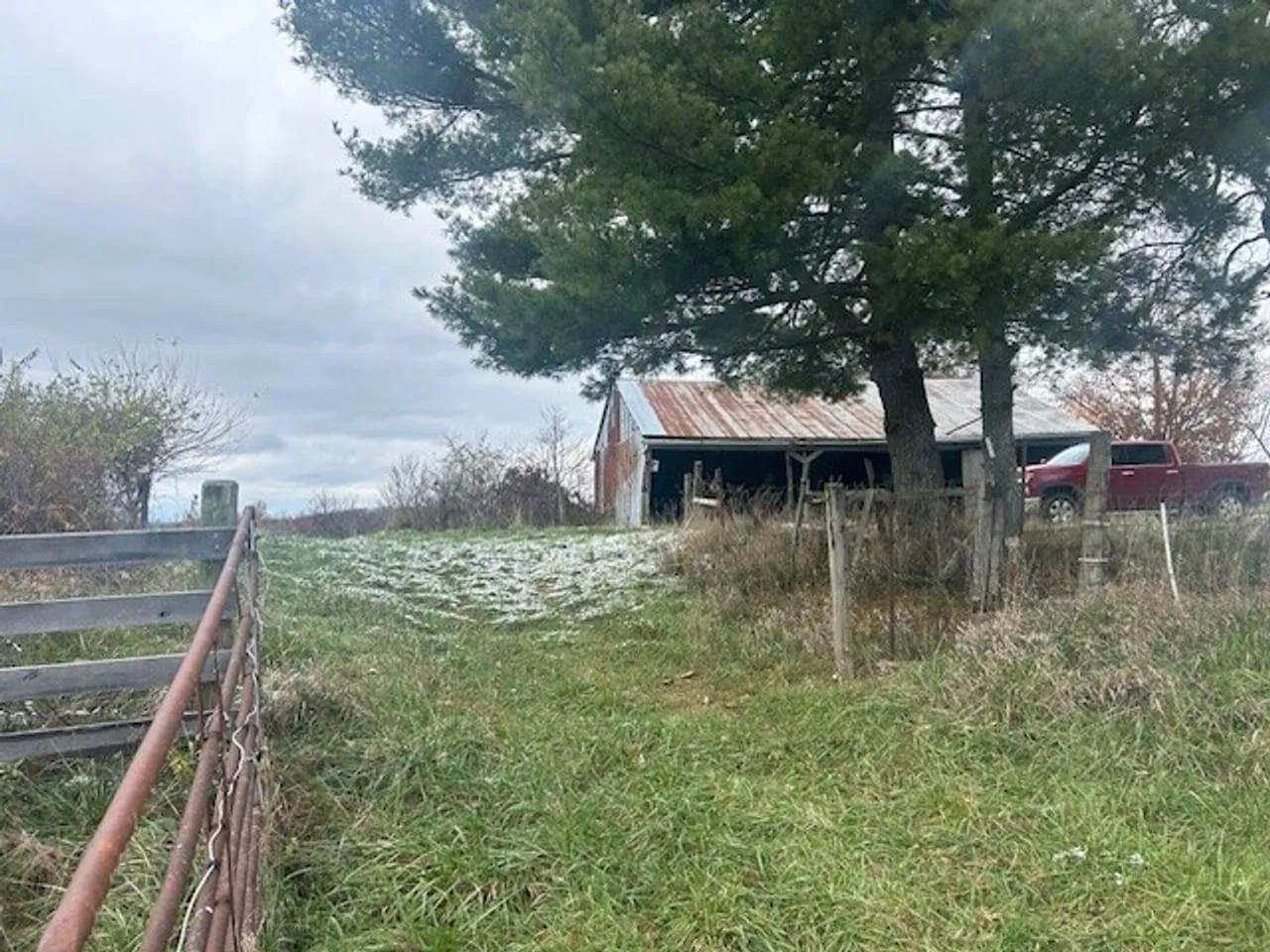 23574930-31