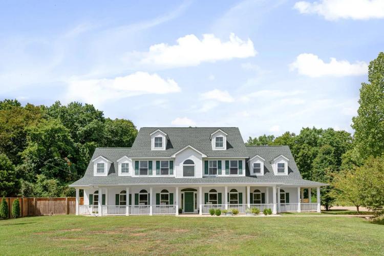3119 Luke Moser Rd. Columbia, TN 38401