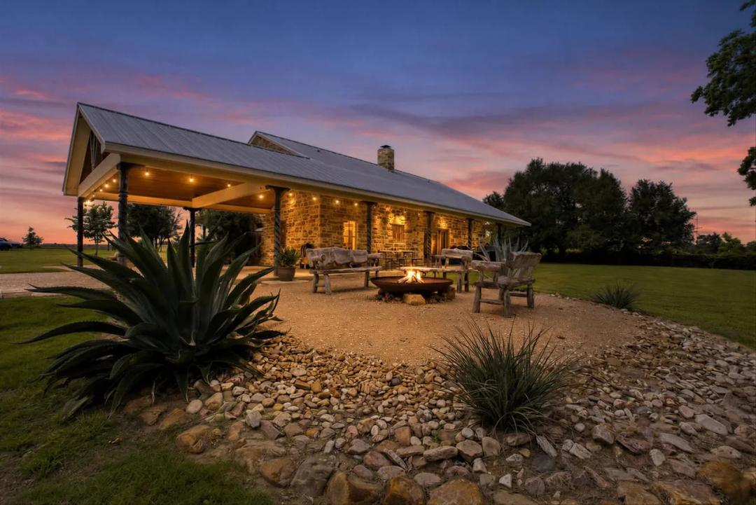 7835 Berger Road, Schulenburg (Option 1)