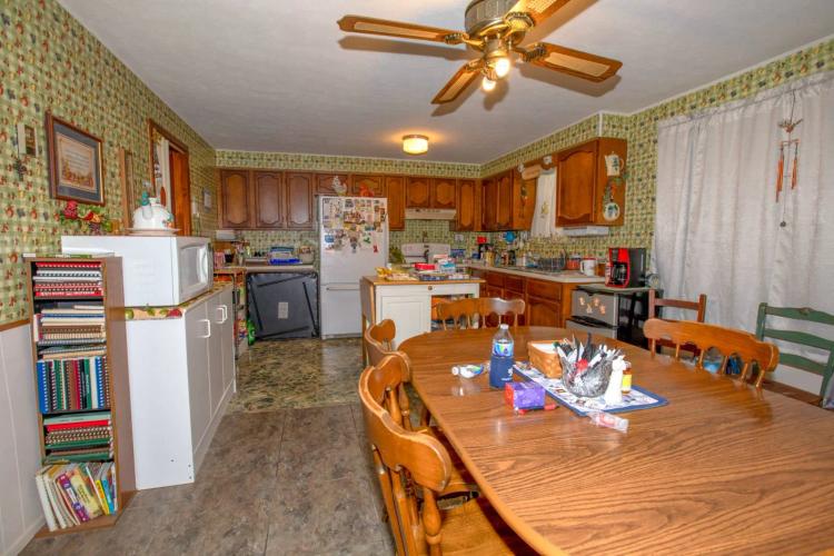 2 Bedrooms1 Bathroom on 33.00 Acres at 106 Billy Turpin Road