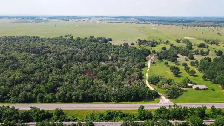 9151 E US HWY 79