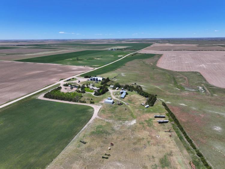 937 Acres, Cheyenne County, Cheyenne County Home, Farm, and Range