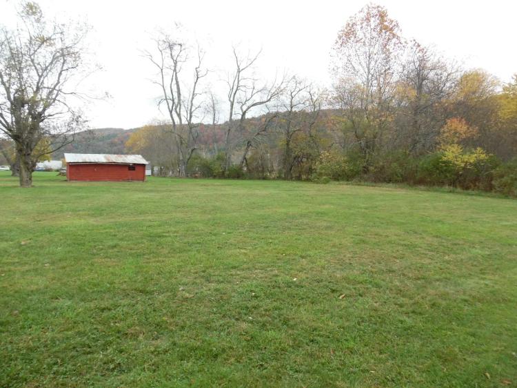  br,  bth, 8.88 Acres. Marlinton WV