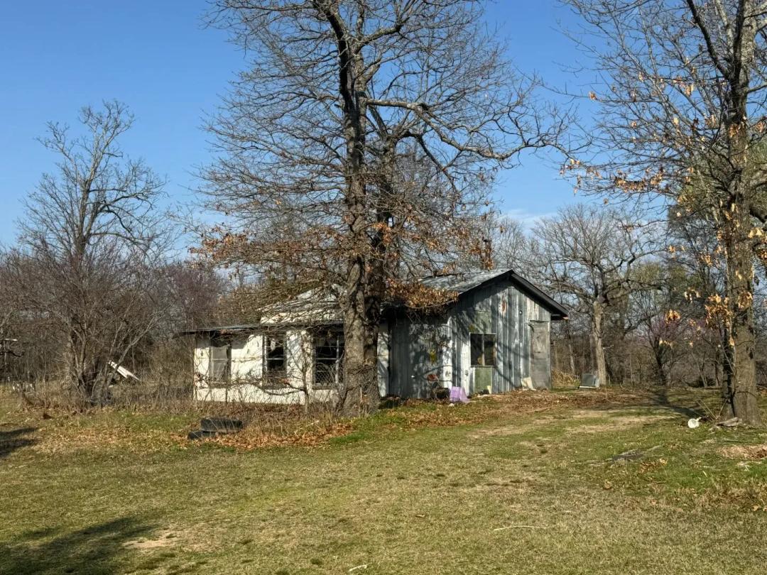 19.84 AC m/l NS 3650 Rd, Wewoka, OK 74884