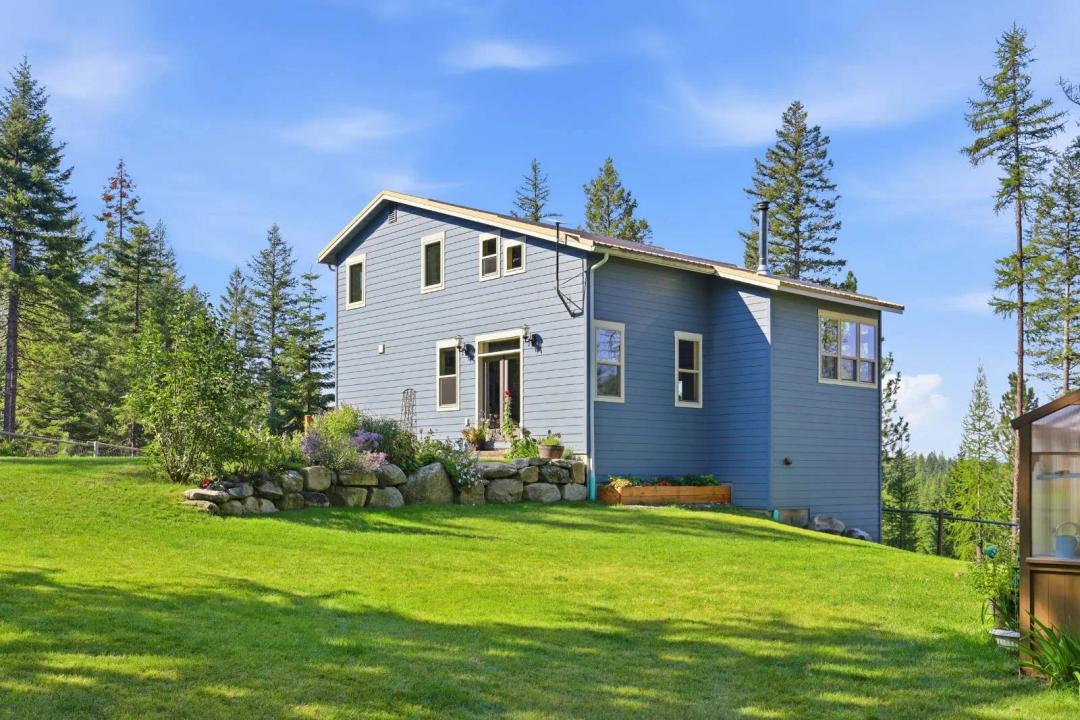 1 Bedroom2 Bathroom on 20.00 Acres at 277 Tag Along Way