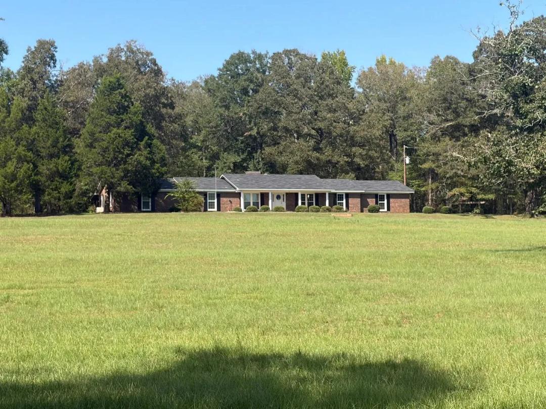 10+/- Acs and Home - Dallas Co, Alabama