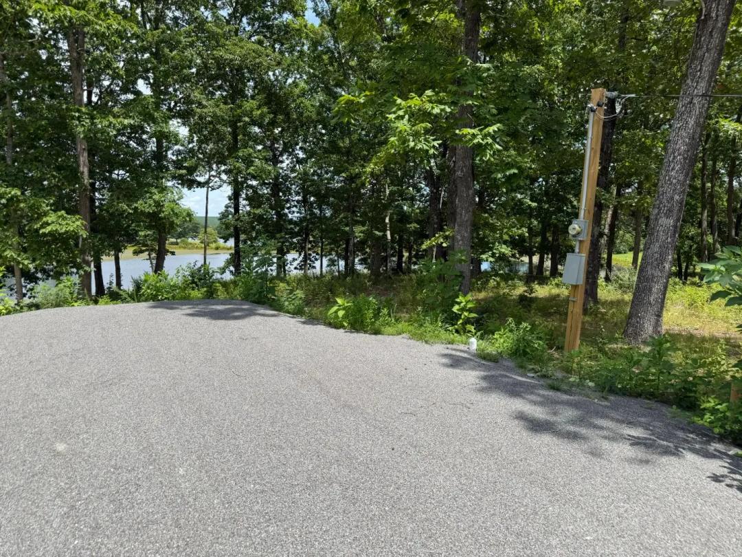 1.21 Acre LakeFront Lot in Bledsoe County, TN 