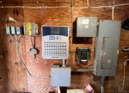 25674233-31