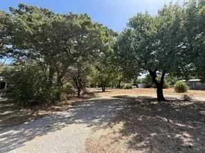 NEW LISTING!! .41 +/- Ac 725 Greenbriar Dr, Clyde
