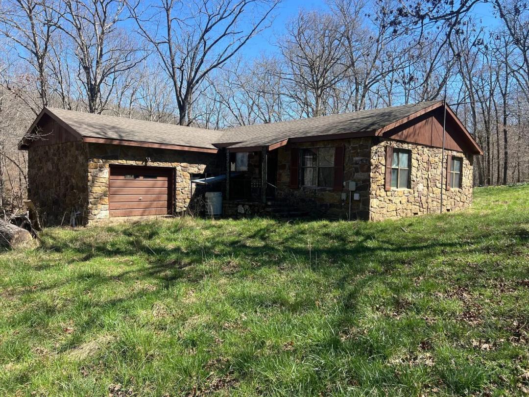 Huntsville Arkansas 80 +/- Acres and Home