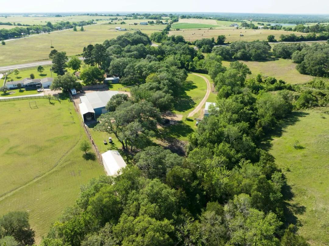 S US Hwy 77, La Grange