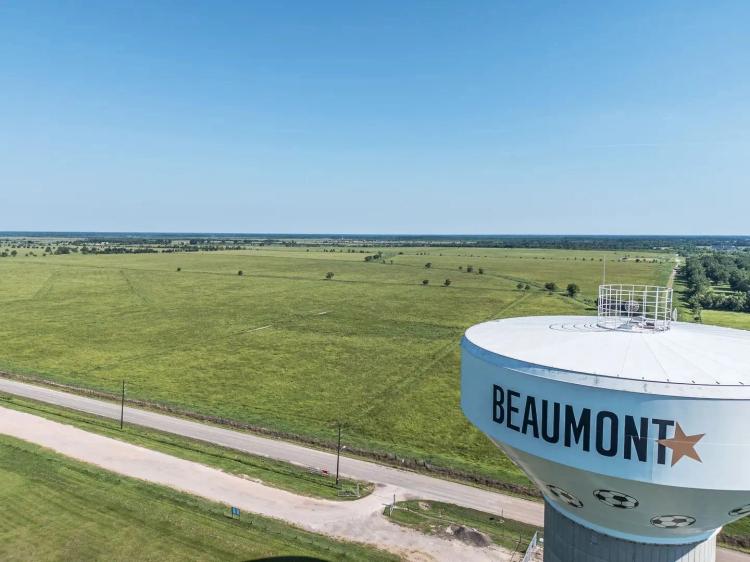 TBD Dishman Rd. Beaumont, TX 77713