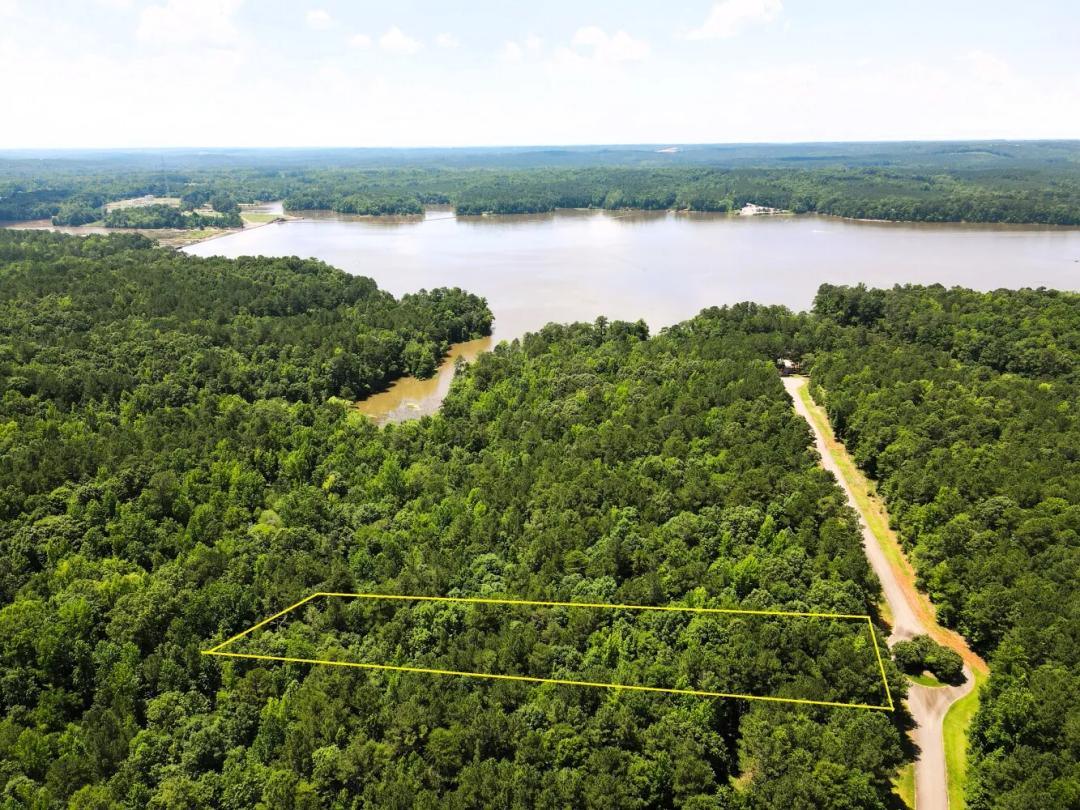 1.35 Acres at 146 N State Ln