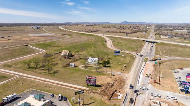 SEALED BID LAND AUCTION 5.82+/- ACRES IN ELGIN OKLAHOMA 