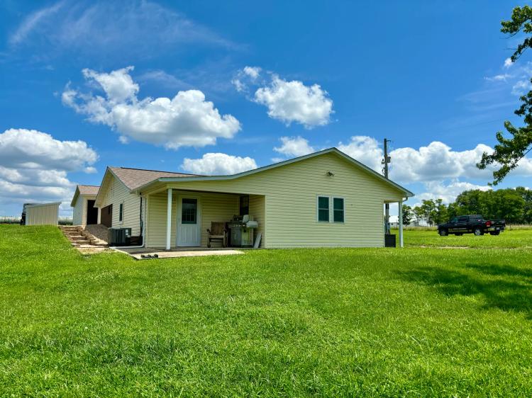 40 Acre Well Maintained Farm in Wright County Missouri!!