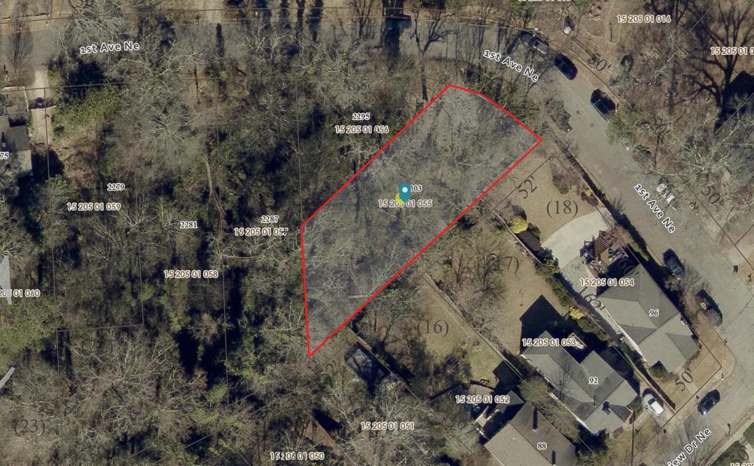 0.21 Acres at 2303 1st Avenue NE
