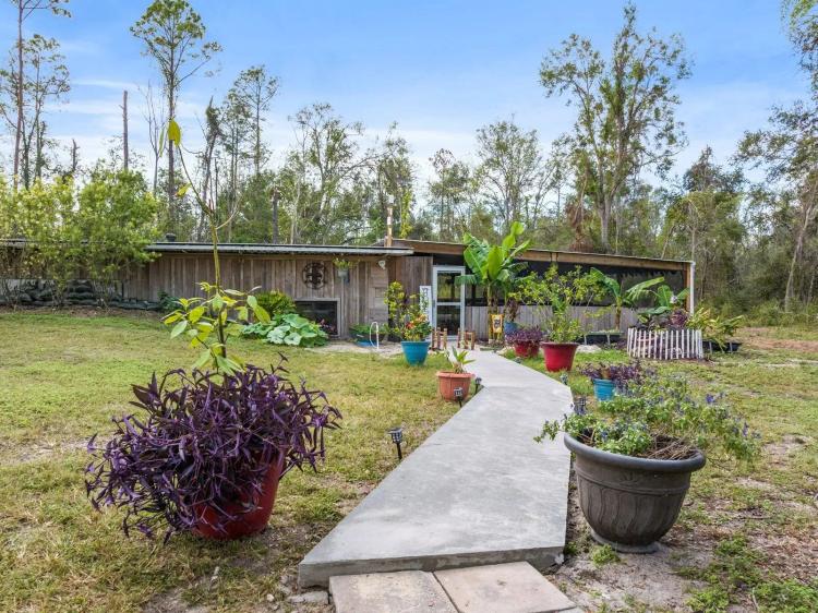 21-Acre Off-Grid Homestead for Sale in Mayo, FL