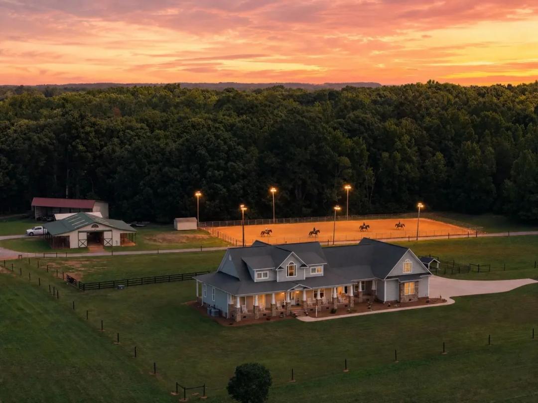 212 Scism Road | 27.5-Acre Luxury Equestrian Estate | Kings Mountain, NC