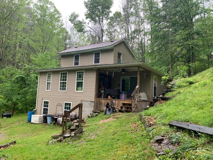 24 Acres of Privacy at the end of the Hollow