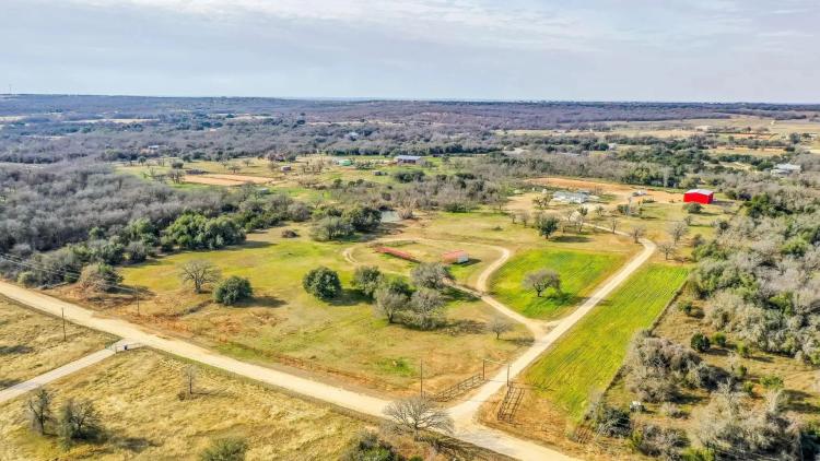 717 Private Road, Stephenville, Texas 76401