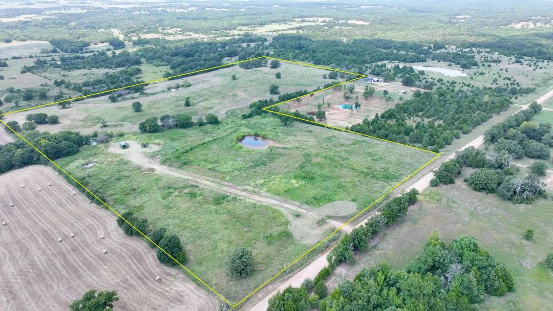 30 Acres of Rolling Land & Homesite for Auction in Paden, Oklahoma