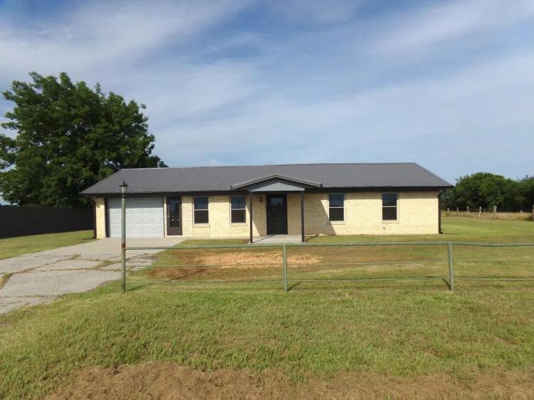Country Home on 15+ Acres Pattonville TX
