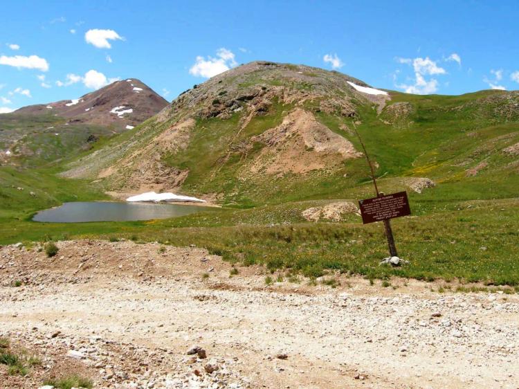 15 acres with High Mountain Alpine Lake