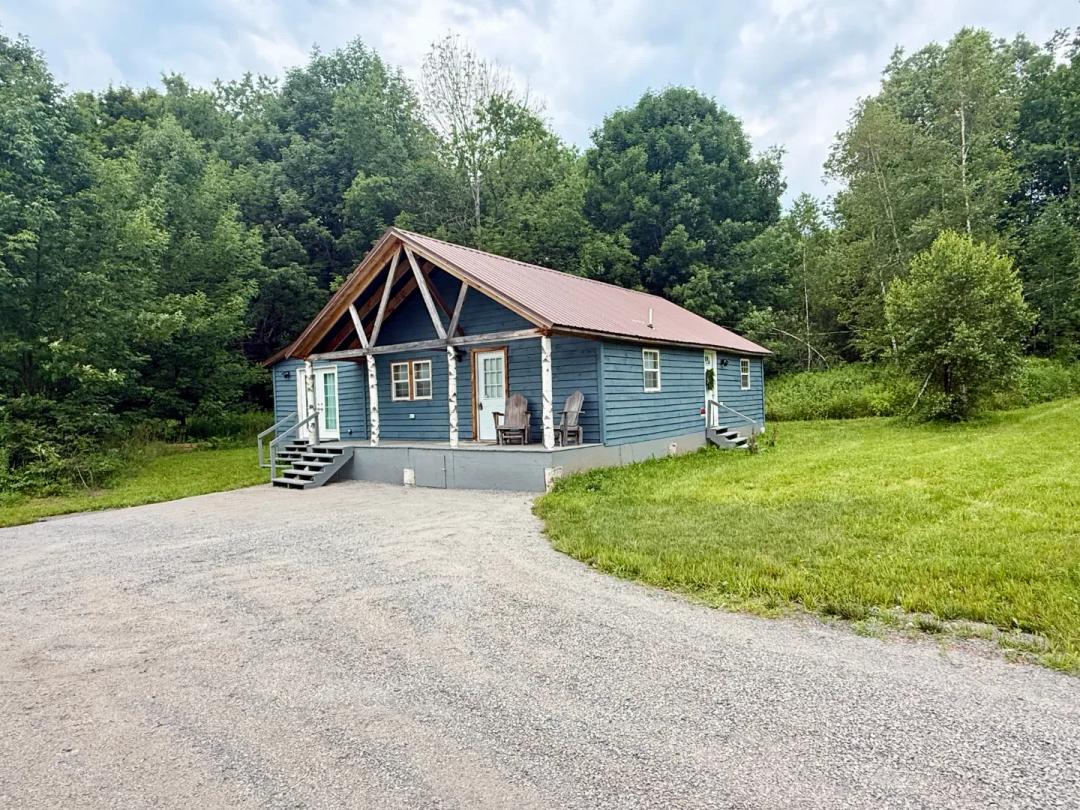 Newly Built Cabin on 10 Acres