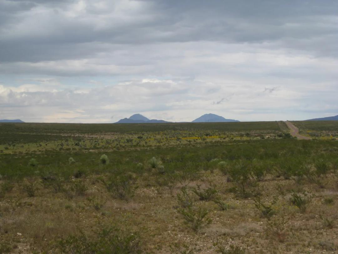 5 + acres La Hacienda Estates Cornudas Dell City and Guadalupe Mountains area