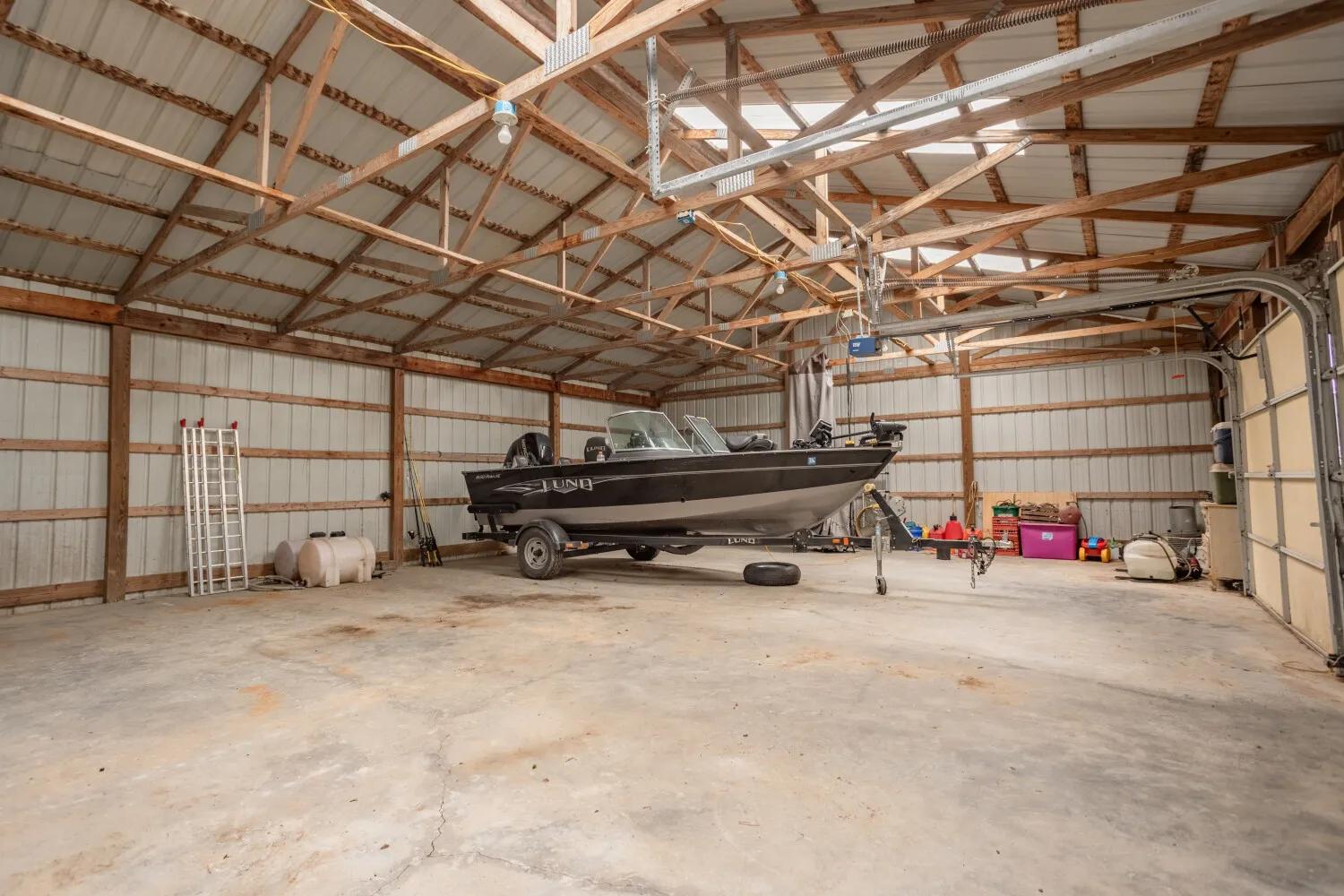 30527990-24