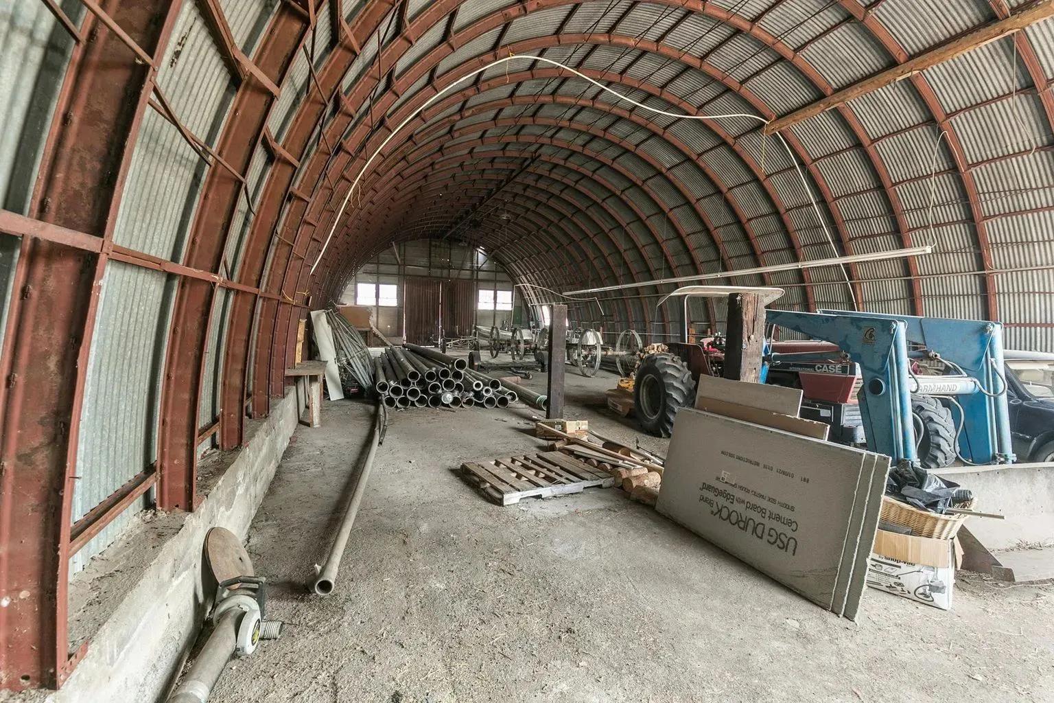 30593583-11