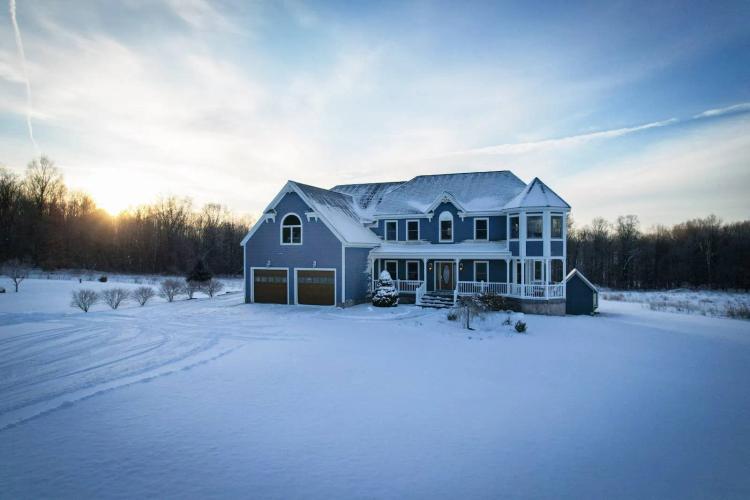 5 Bedrooms4.5 Bathroom on 40.29 Acres at 213 Pleasant Valley Rd