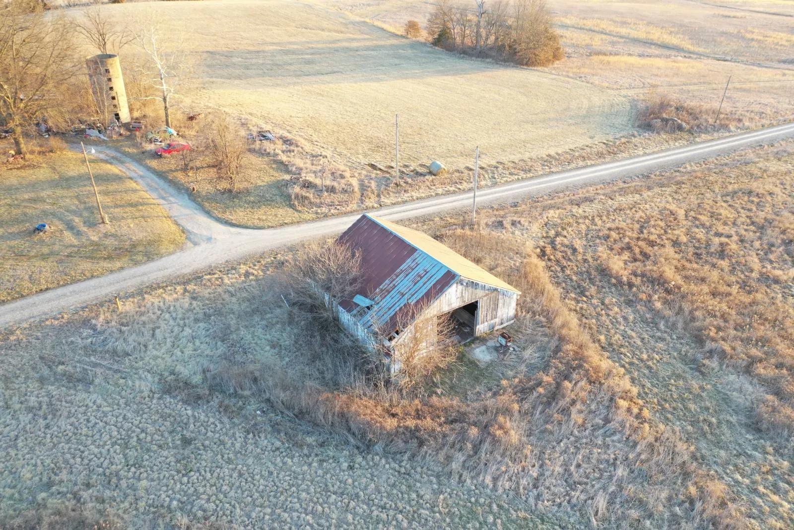 30805881-19