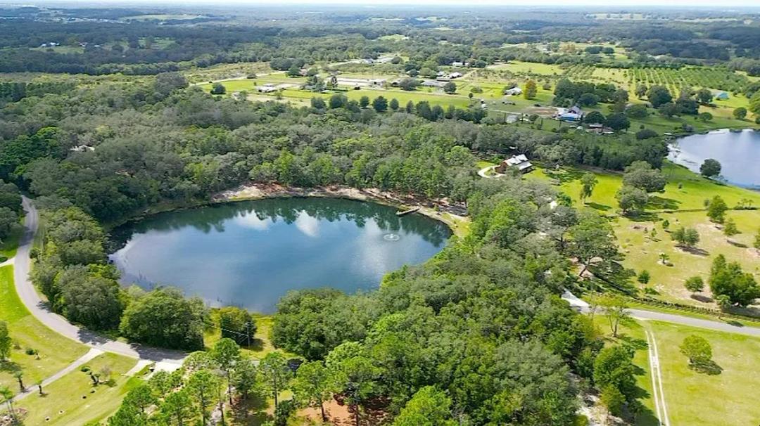 Saddlebag Lake