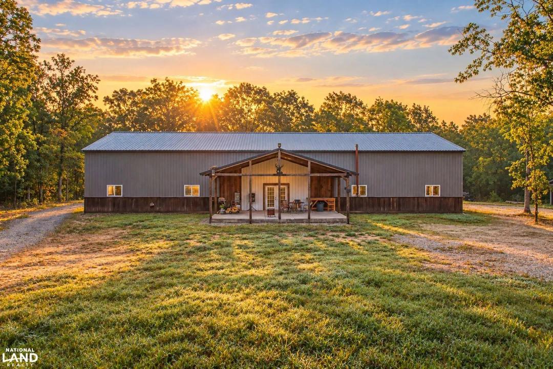 Washington County Barndominium & Hunting Land