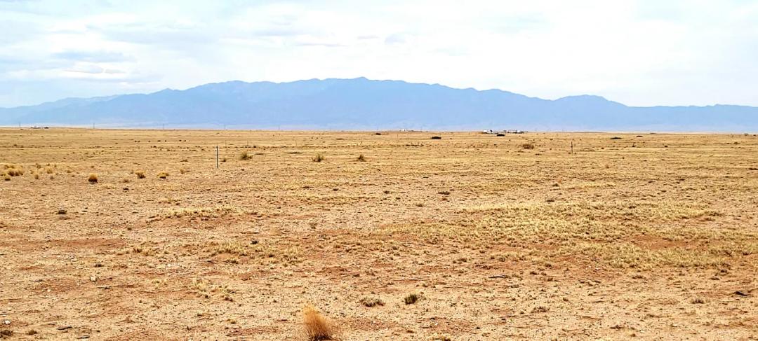 Central New Mexico High Desert - Camp RV Build