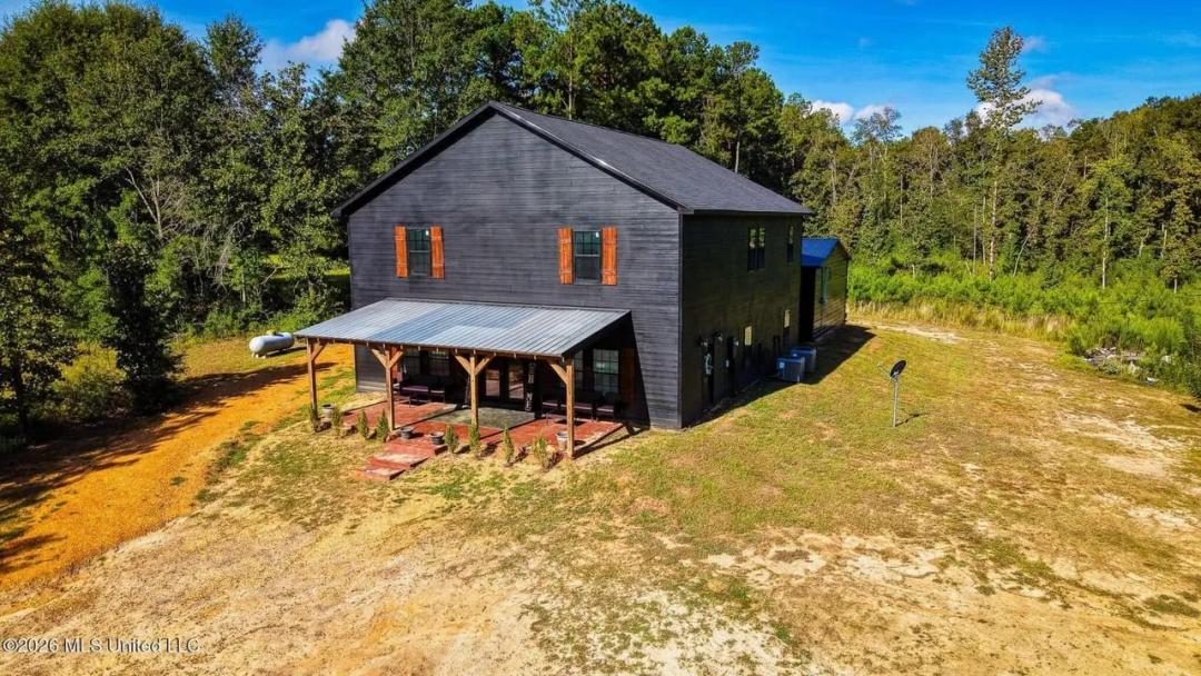 Secluded 6-Acre Home in Tylertown, MS